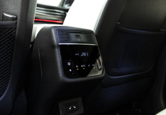 Подержанный автомобиль Exeed VX 2022 года (27 фото)