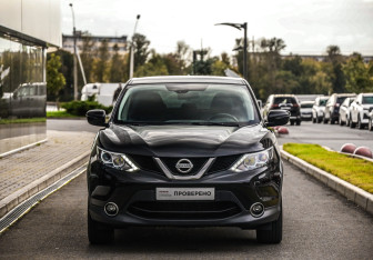 Подержанный автомобиль Nissan Qashqai 2017 года (4 фото)