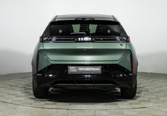 Подержанный автомобиль Zeekr X 2024 года (6 фото)