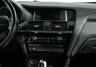 Подержанный автомобиль BMW X4 2015 года (14 фото)