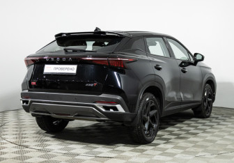 Подержанный автомобиль Omoda C5 2023 года (5 фото)