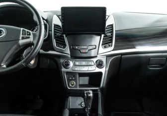 Подержанный автомобиль SsangYong Actyon 2013 года (14 фото)