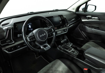 Подержанный автомобиль Kia Sportage 2023 года (11 фото)