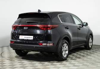 Подержанный автомобиль Kia Sportage 2017 года (5 фото)
