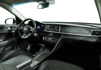 Подержанный автомобиль Kia Optima Sedan 2020 года (9 фото)