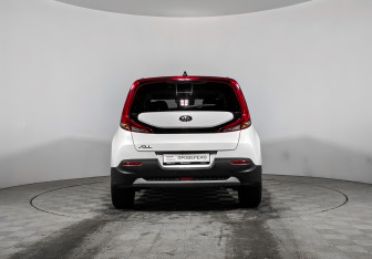 Подержанный автомобиль Kia Soul 2019 года (6 фото)