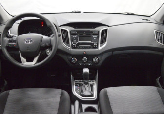 Подержанный автомобиль Hyundai Creta 2018 года (14 фото)