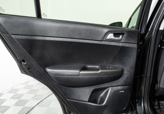 Подержанный автомобиль Kia Sportage 2020 года (27 фото)