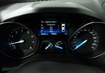 Подержанный автомобиль Ford Kuga 2018 года (12 фото)