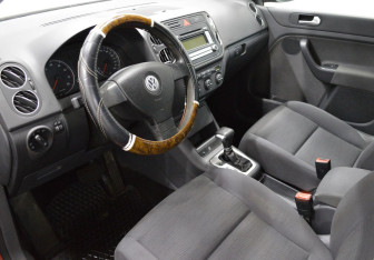 Подержанный автомобиль Volkswagen Golf Hatchback 2007 года (10 фото)