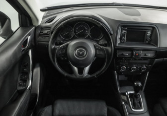 Подержанный автомобиль Mazda CX-5 2014 года (11 фото)