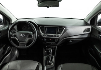 Подержанный автомобиль Hyundai Solaris Sedan 2018 года (13 фото)