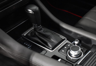 Подержанный автомобиль Mazda 6 Sedan 2023 года (12 фото)