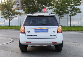 Подержанный автомобиль Land Rover Freelander 2014 года (5 фото)