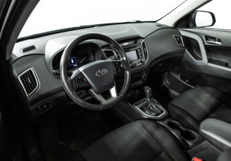 Подержанный автомобиль Hyundai Creta 2016 года (11 фото)