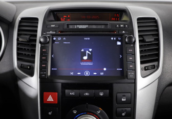 Подержанный автомобиль Kia Venga 2012 года (20 фото)