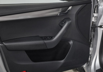 Подержанный автомобиль Skoda Octavia Liftback 2018 года (19 фото)