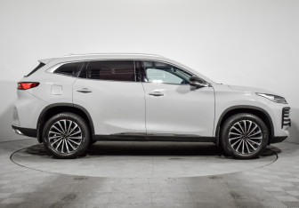 Подержанный автомобиль Exeed TXL 2023 года (4 фото)