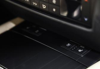 Подержанный автомобиль Lexus GS 2014 года (25 фото)