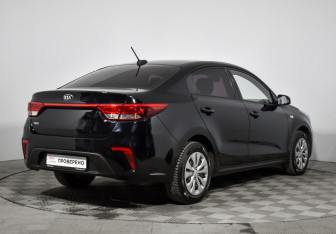 Подержанный автомобиль Kia Rio Sedan 2019 года (5 фото)