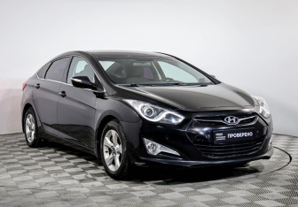 Подержанный автомобиль Hyundai i40 Sedan 2013 года (3 фото)