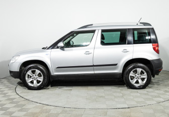 Подержанный автомобиль Skoda Yeti 2013 года (8 фото)