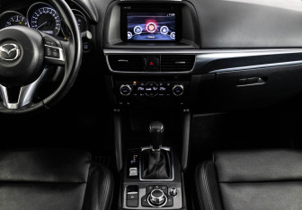 Подержанный автомобиль Mazda CX-5 2016 года (13 фото)