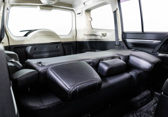 Подержанный автомобиль Mitsubishi Pajero 2017 года (27 фото)