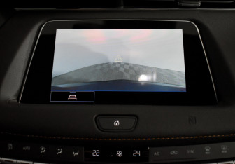 Подержанный автомобиль Cadillac XT4 2021 года (19 фото)