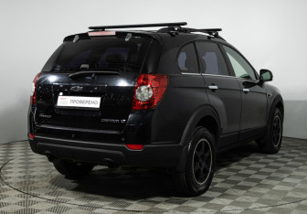 Подержанный автомобиль Chevrolet Captiva 2012 года (5 фото)