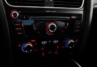 Подержанный автомобиль Audi A5 Liftback 2016 года (16 фото)