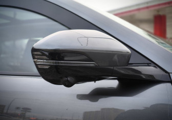 Подержанный автомобиль Changan UNI-K 2024 года (17 фото)