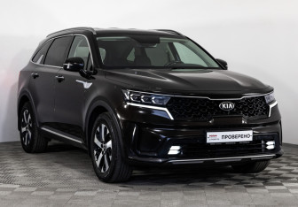 Подержанный автомобиль Kia Sorento 2021 года (3 фото)