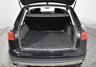 Подержанный автомобиль Audi A6 allroad 2013 года (23 фото)