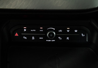 Подержанный автомобиль Haval F7x 2023 года (19 фото)