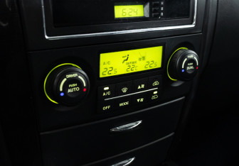 Подержанный автомобиль Kia Sorento 2008 года (15 фото)