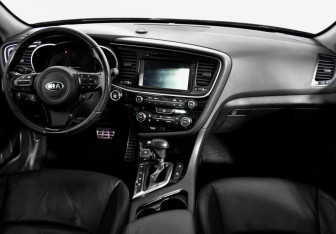 Подержанный автомобиль Kia Optima Sedan 2015 года (15 фото)