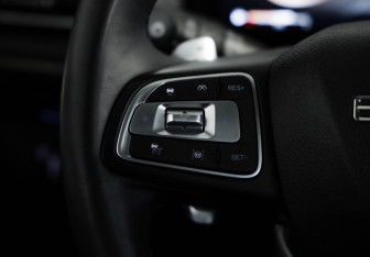 Подержанный автомобиль Exeed VX 2023 года (14 фото)