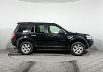 Подержанный автомобиль Land Rover Freelander 2012 года (4 фото)