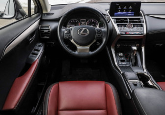 Подержанный автомобиль Lexus NX 2018 года (13 фото)