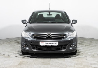 Подержанный автомобиль Citroen C-Elysee 2013 года (2 фото)