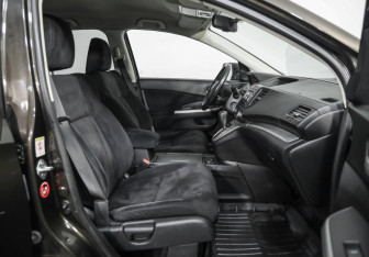 Подержанный автомобиль Honda CR-V 2013 года (20 фото)