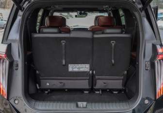 Подержанный автомобиль GAC M8 2024 года (36 фото)