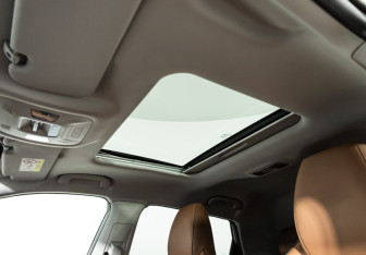 Подержанный автомобиль Omoda C5 2023 года (15 фото)