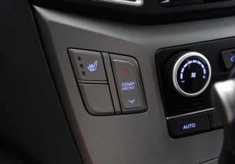 Подержанный автомобиль Hyundai H-1 2018 года (14 фото)