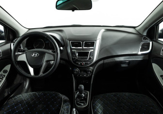 Подержанный автомобиль Hyundai Solaris Sedan 2016 года (13 фото)