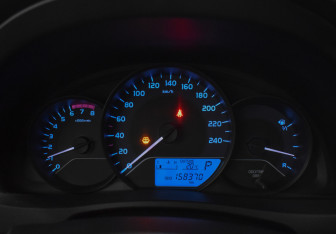 Подержанный автомобиль Toyota Corolla Sedan 2016 года (18 фото)