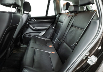 Подержанный автомобиль BMW X3 2014 года (10 фото)