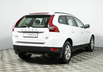 Подержанный автомобиль Volvo XC60 2012 года (5 фото)