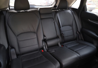 Подержанный автомобиль Infiniti QX50 2018 года (25 фото)